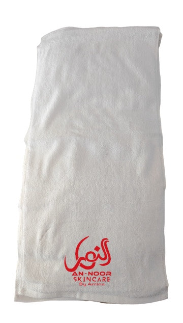 Skincare's luxurious 100% cotton white face towel